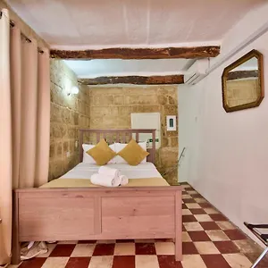 https://augustinian.hotelssaintjulians.com