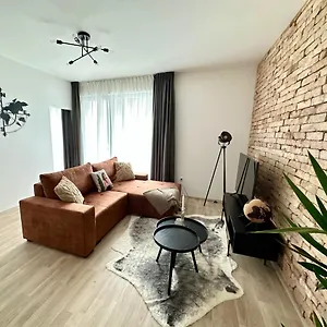 Cityscape ~ Ac/indoor Parking/balcony Budapeszt
